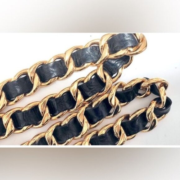 Chanel Jumbo Chain Belt Runway Medallion Necklace - Picture 9 of 11